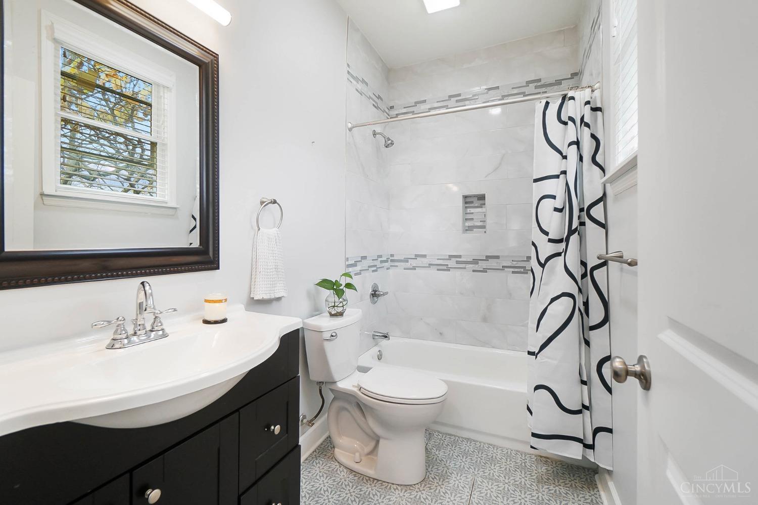 1656 Jonathan Avenue