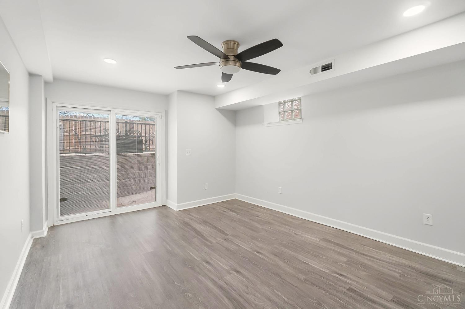 1656 Jonathan Avenue