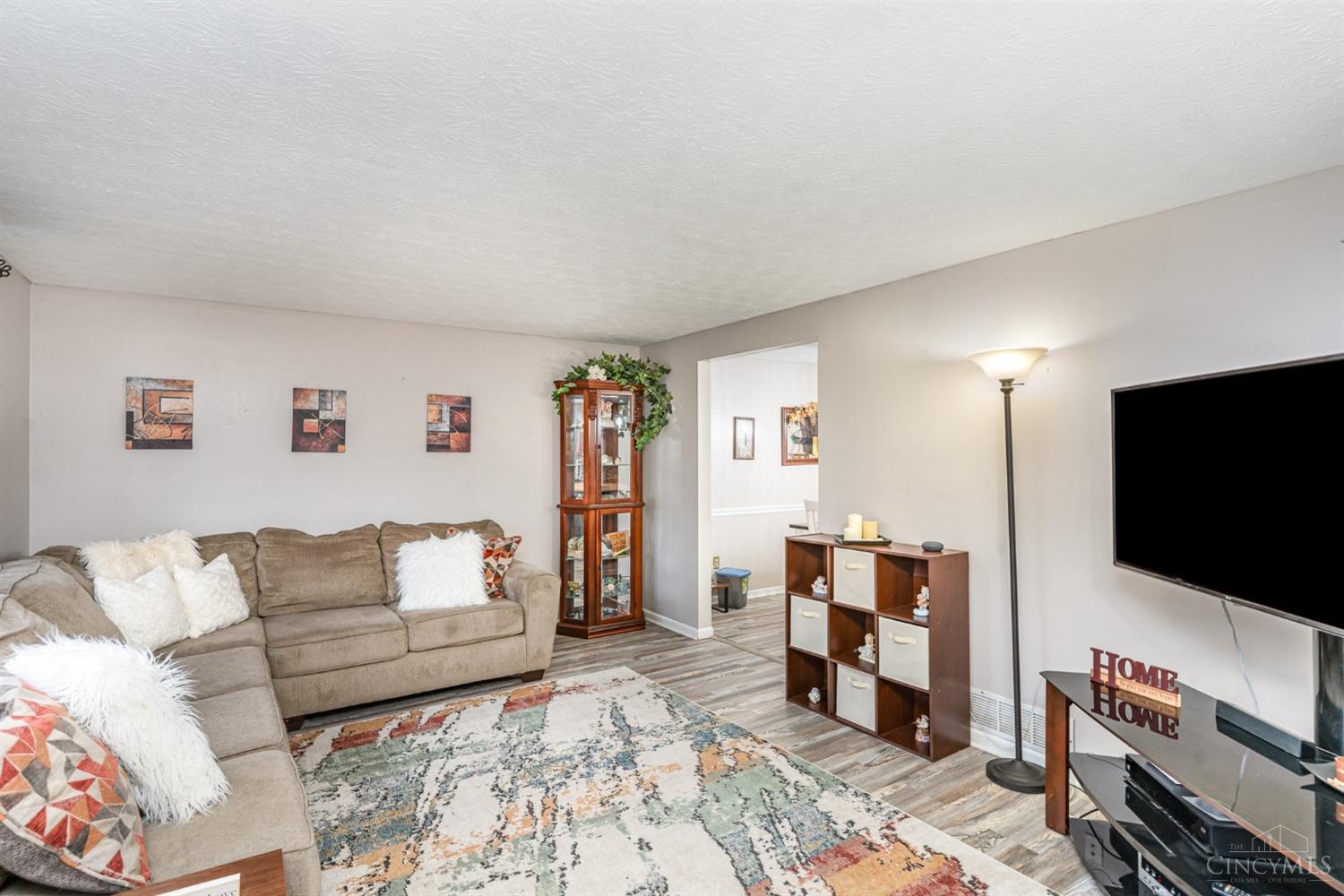 4917 Alvernovalley Court