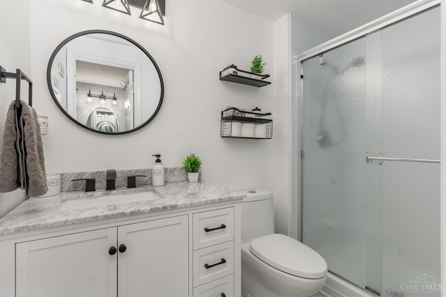 4917 Alvernovalley Court