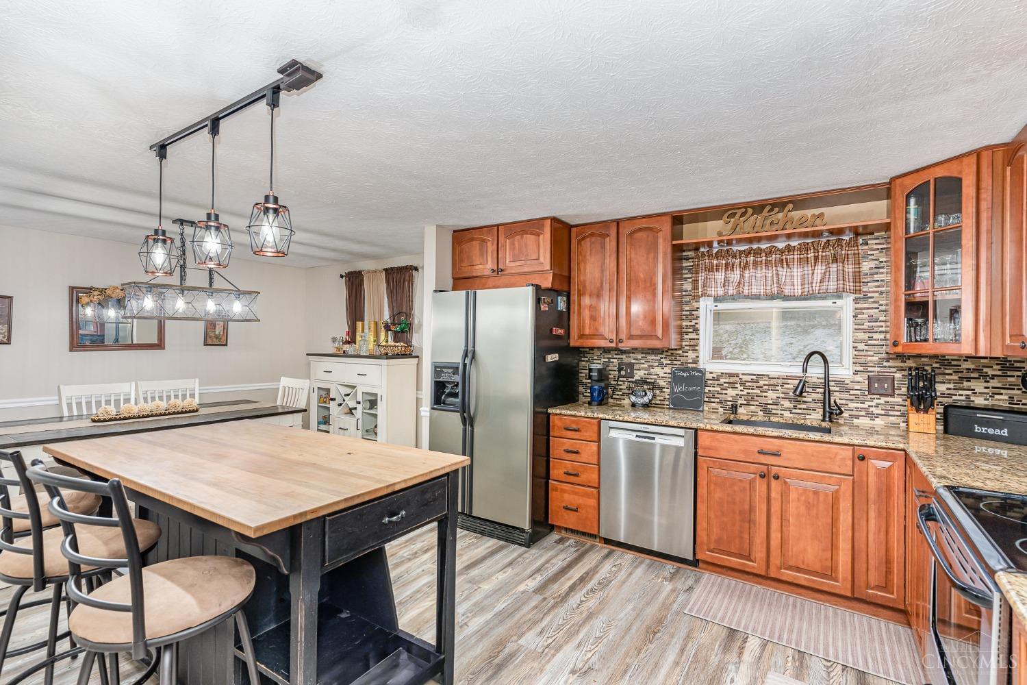 4917 Alvernovalley Court