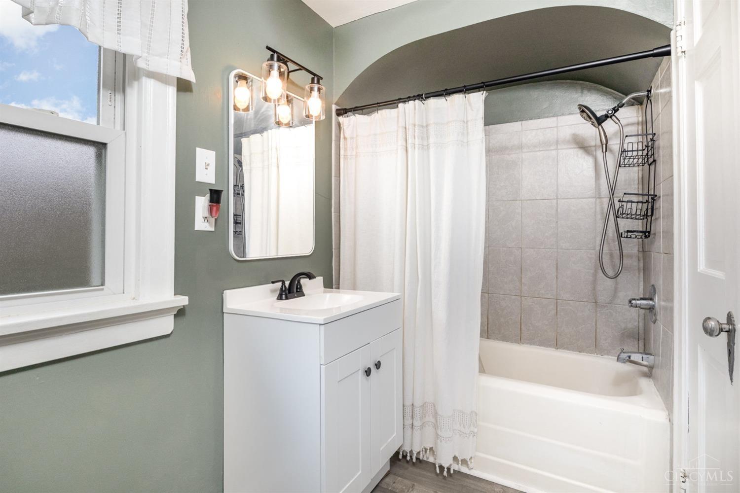 3647 Coral Gables Road