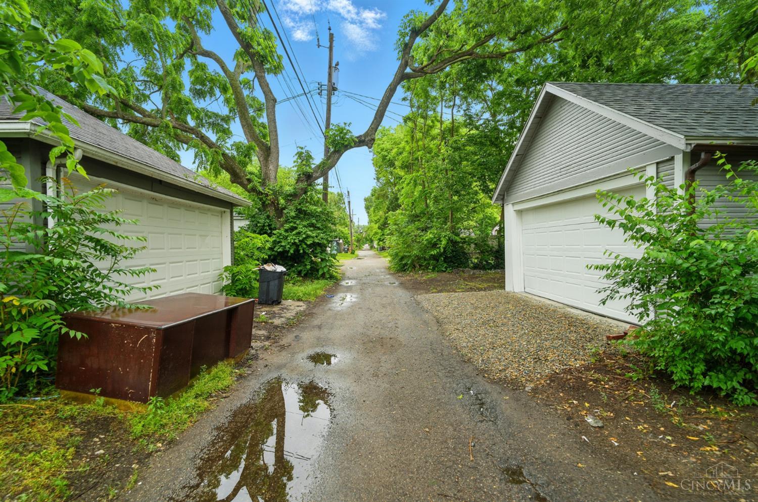 707 Fifteenth Avenue