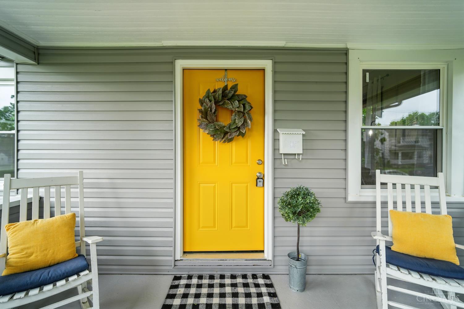 707 Fifteenth Avenue