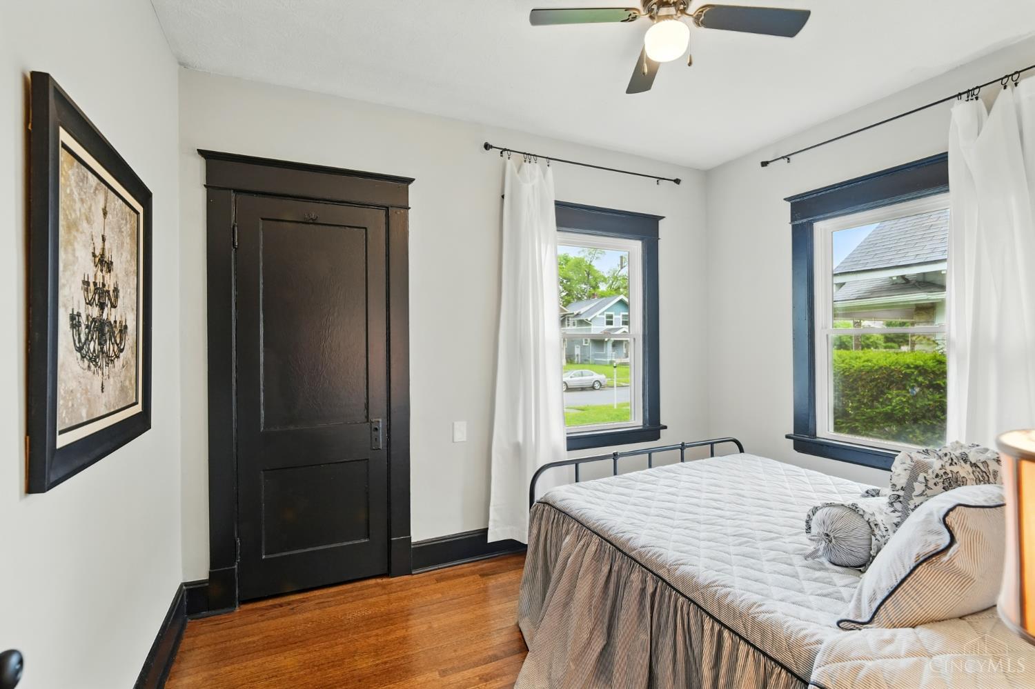 707 Fifteenth Avenue