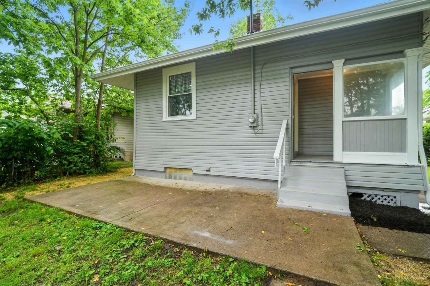 707 Fifteenth Avenue