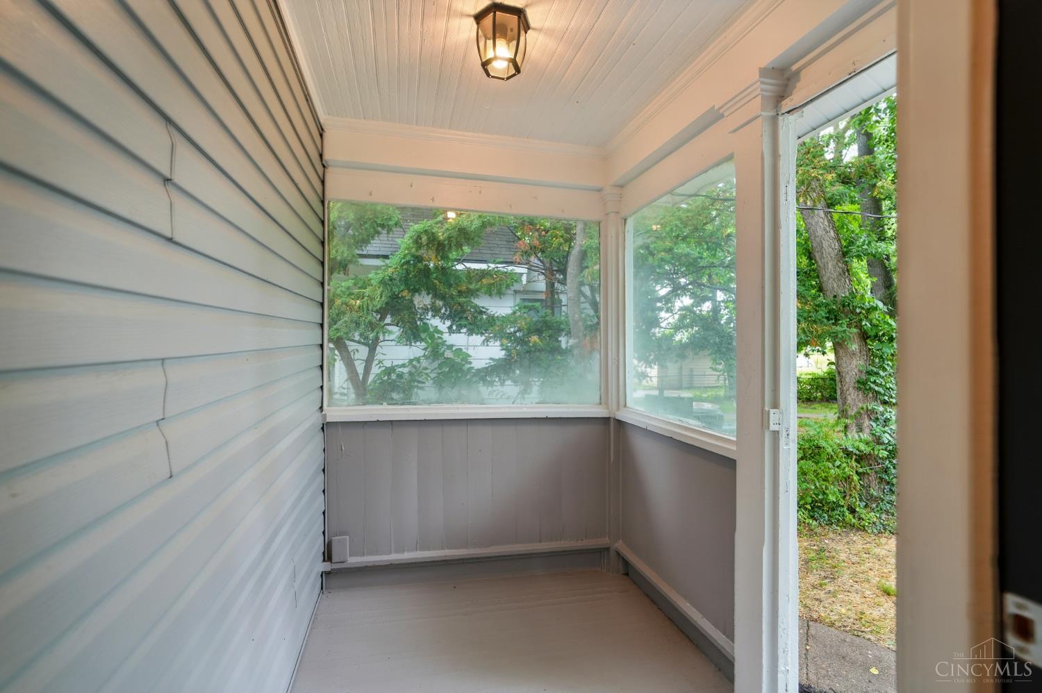 707 Fifteenth Avenue