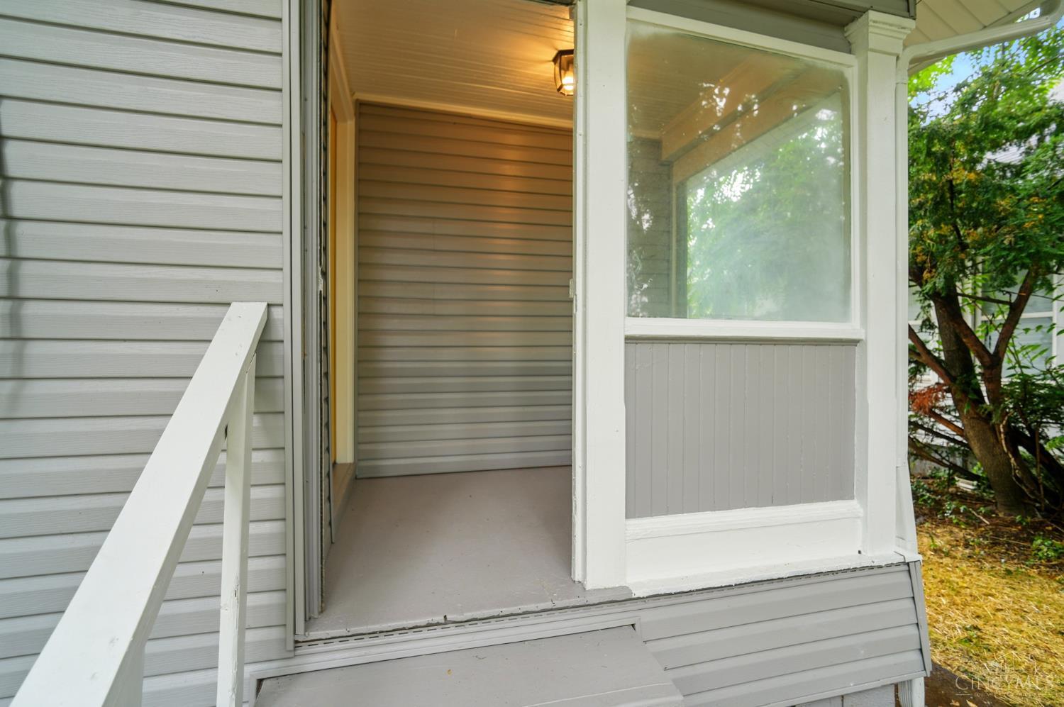 707 Fifteenth Avenue