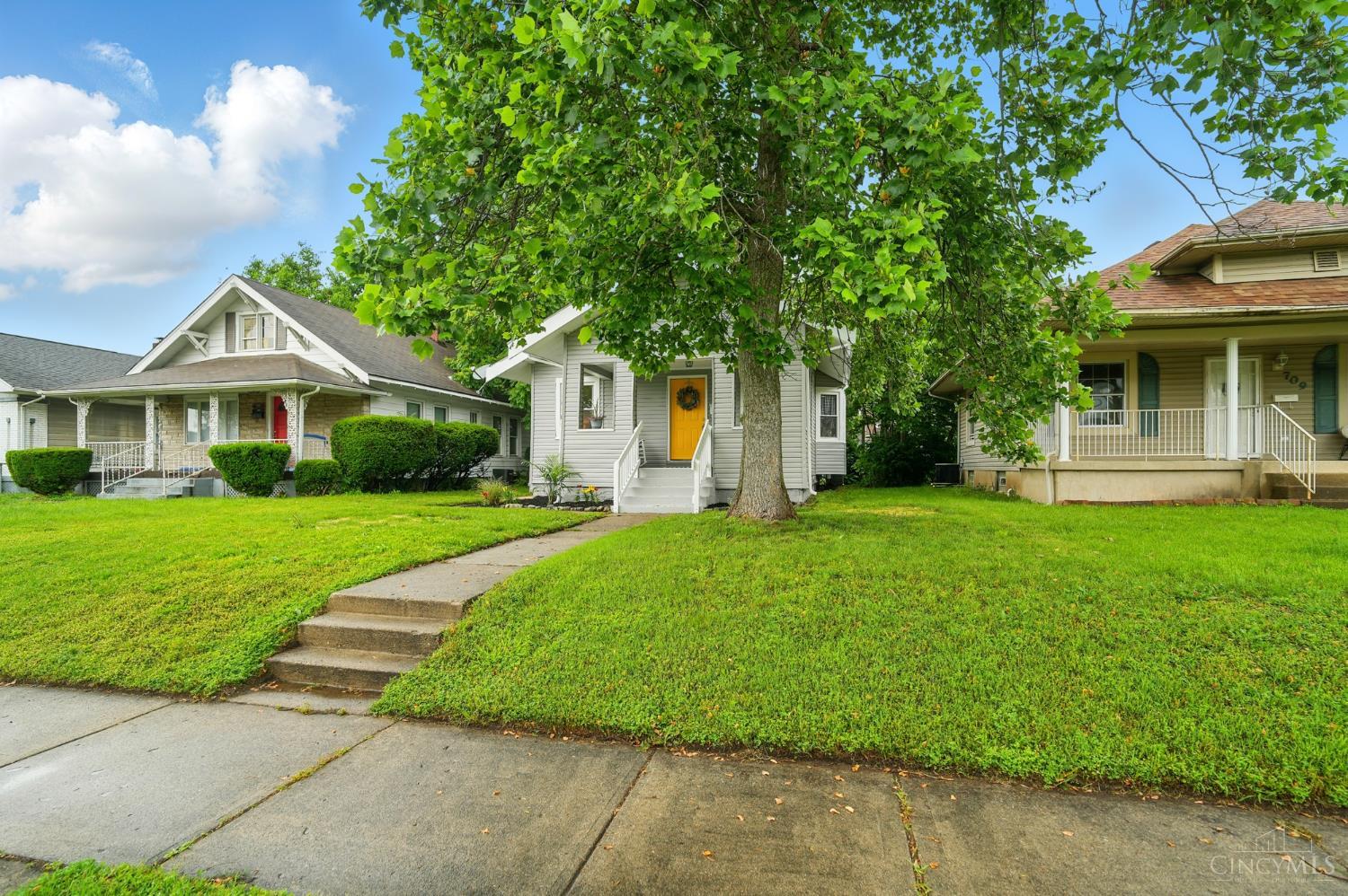 707 Fifteenth Avenue