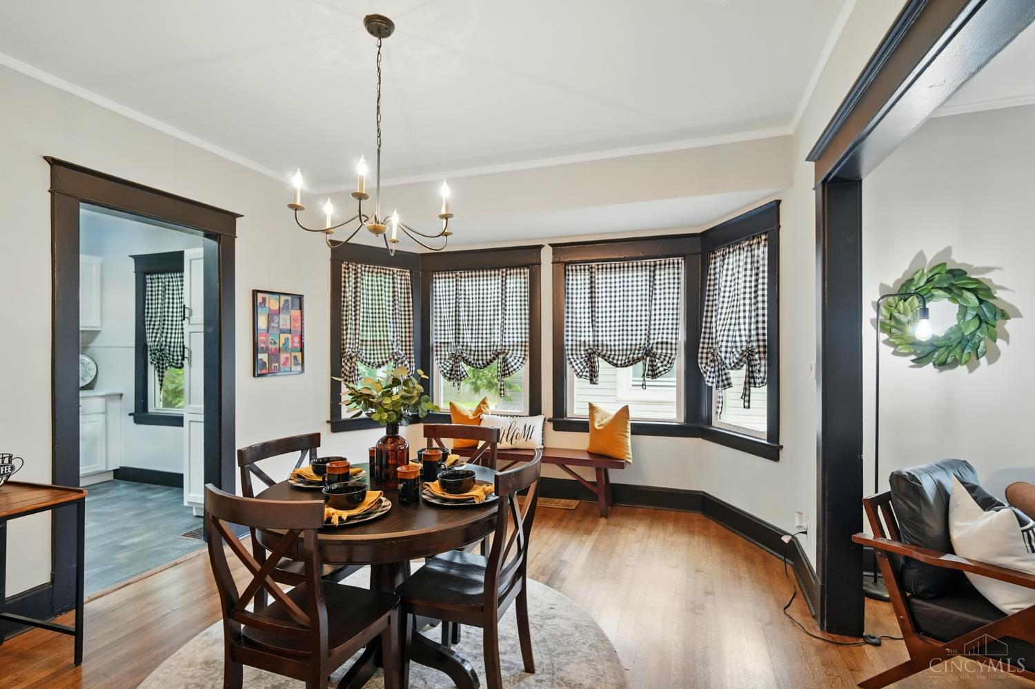 707 Fifteenth Avenue