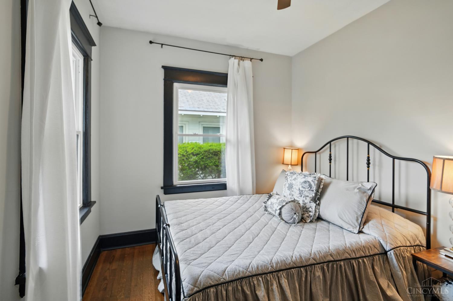 707 Fifteenth Avenue