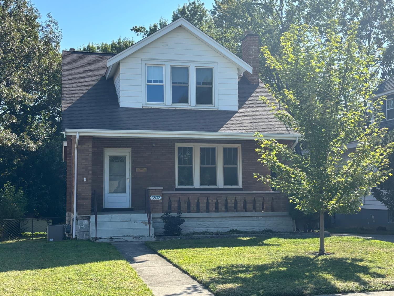 3832 Meyerfeld Avenue