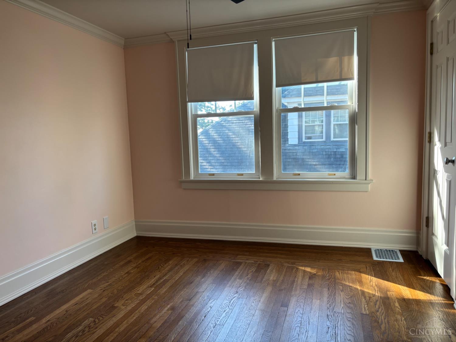 3832 Meyerfeld Avenue