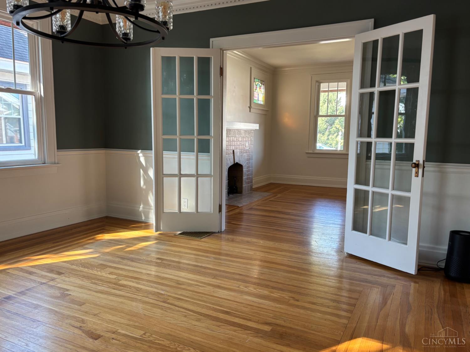 3832 Meyerfeld Avenue