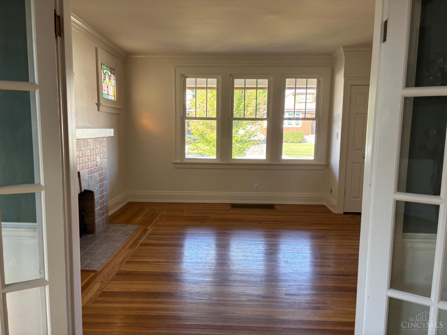 3832 Meyerfeld Avenue