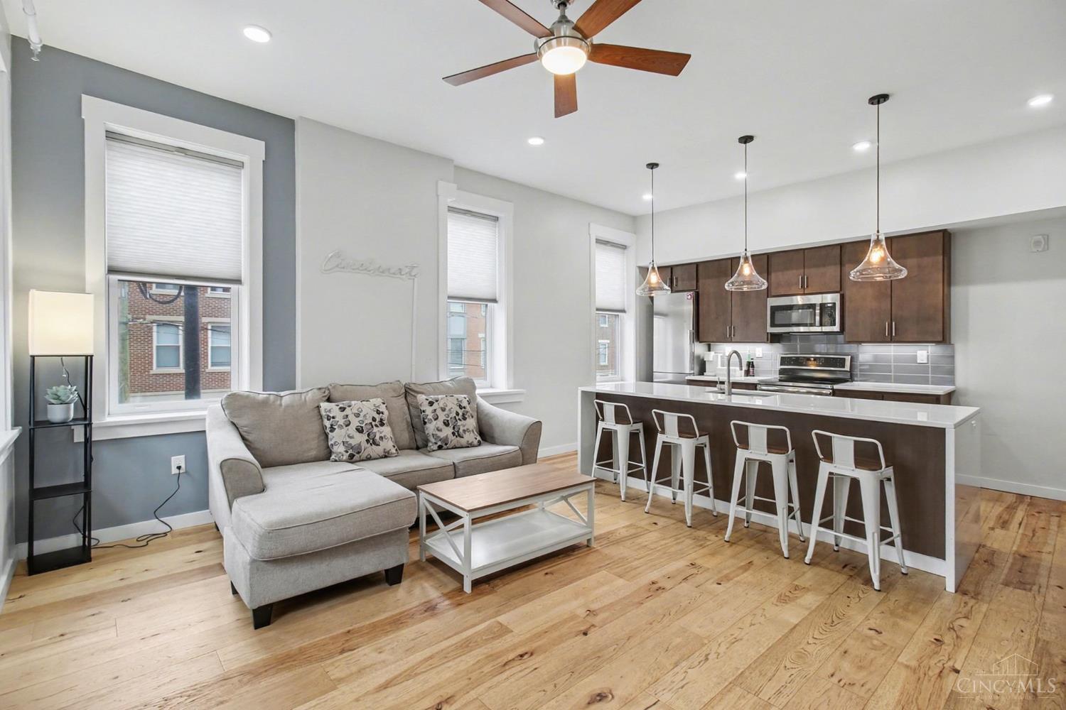 35 E 13th Street 202