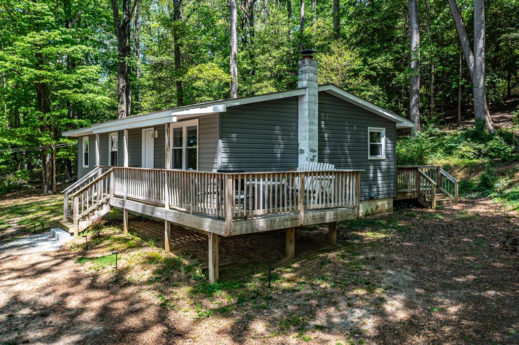 8993 River Road