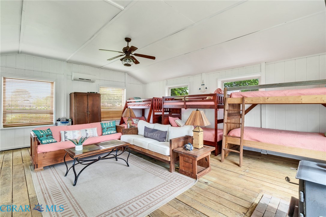 1245 Yeocomico View Dr