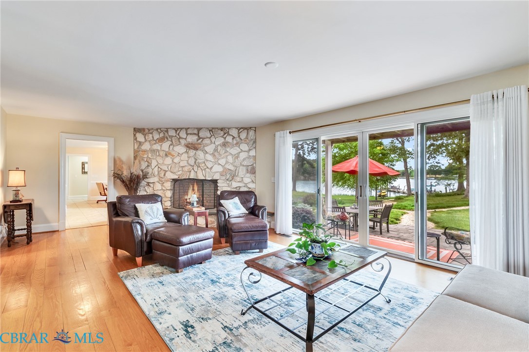 1245 Yeocomico View Dr