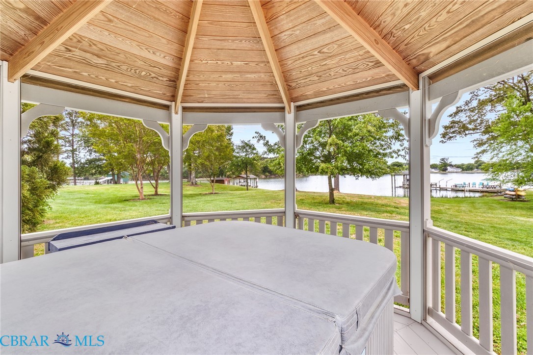 1245 Yeocomico View Dr