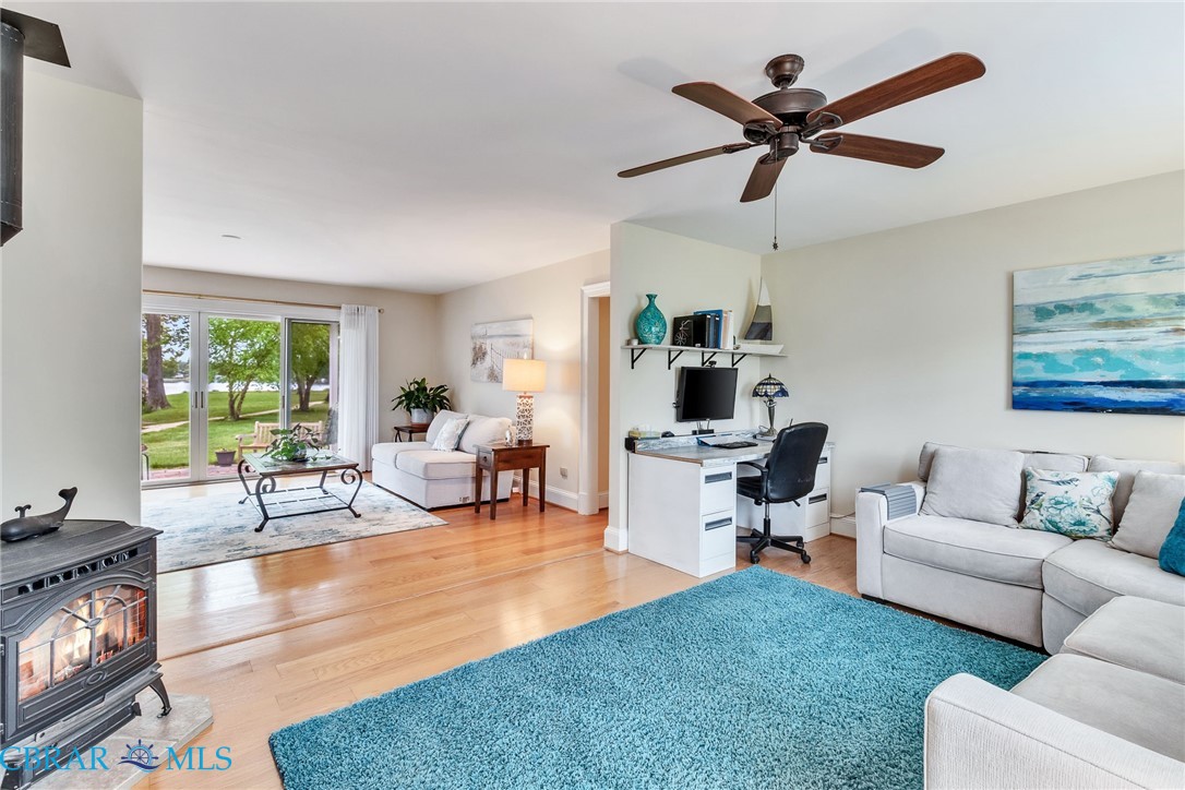 1245 Yeocomico View Dr