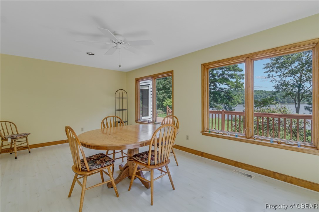 1365 Steamboat Ln