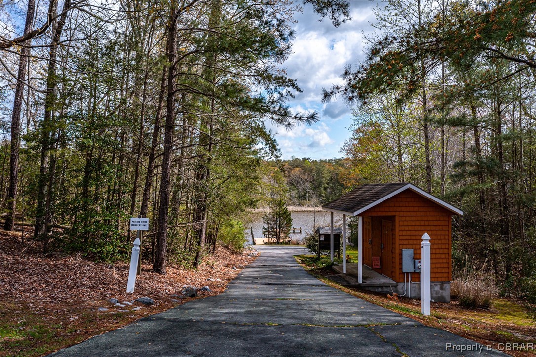 1365 Steamboat Ln