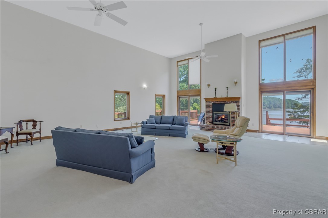 1365 Steamboat Ln