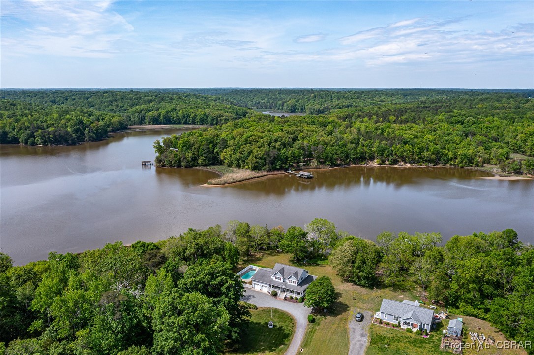 457 Scenic Dr