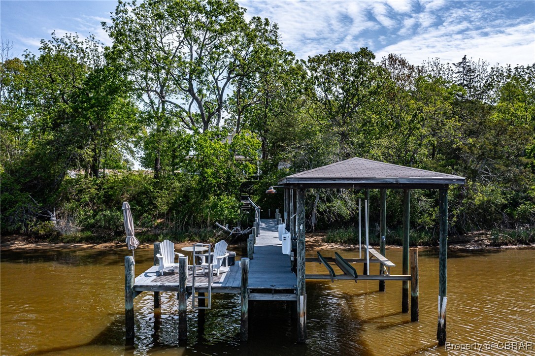 457 Scenic Dr