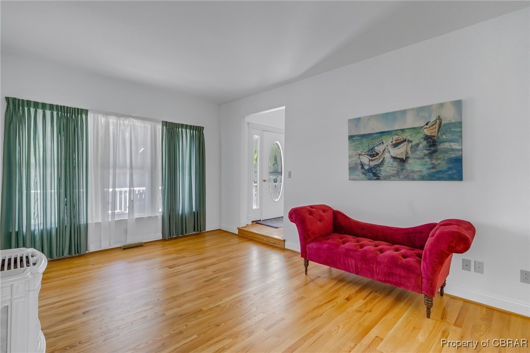 457 Scenic Dr