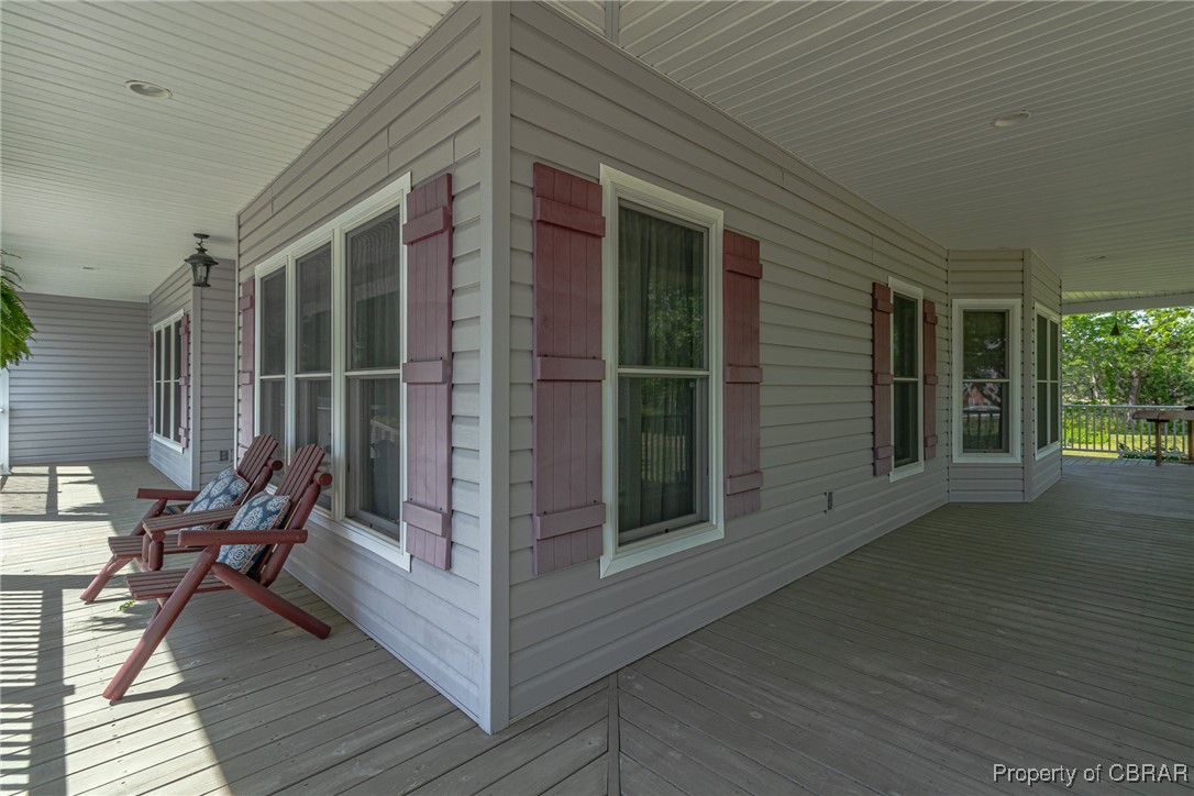 457 Scenic Dr