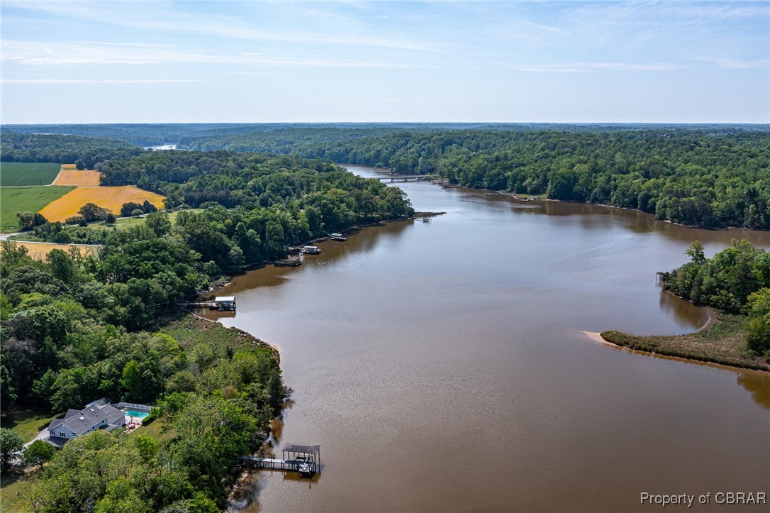 457 Scenic Dr