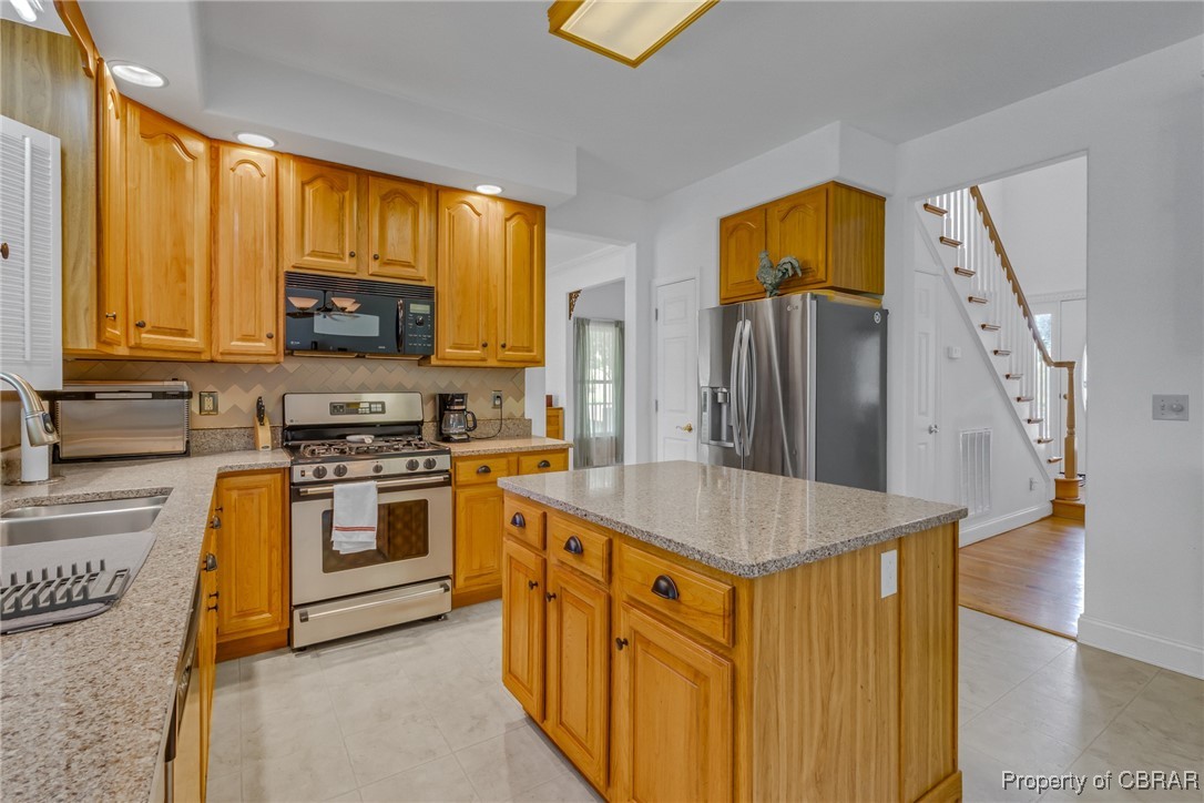 457 Scenic Dr