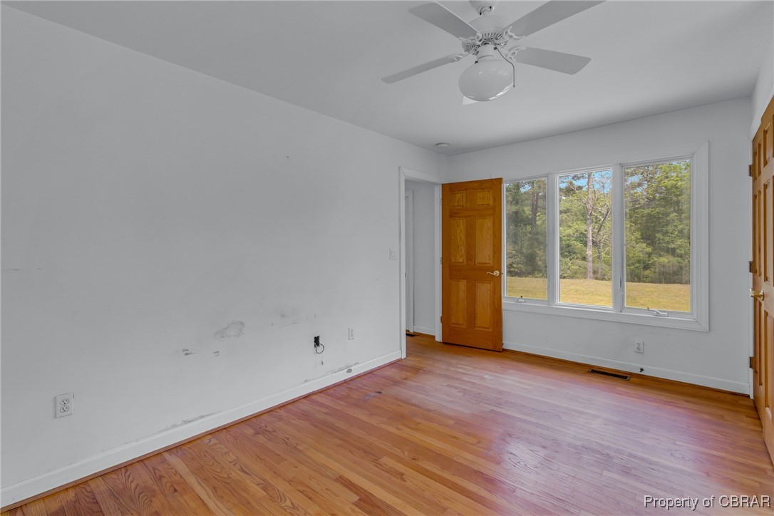 395 Scott Rd