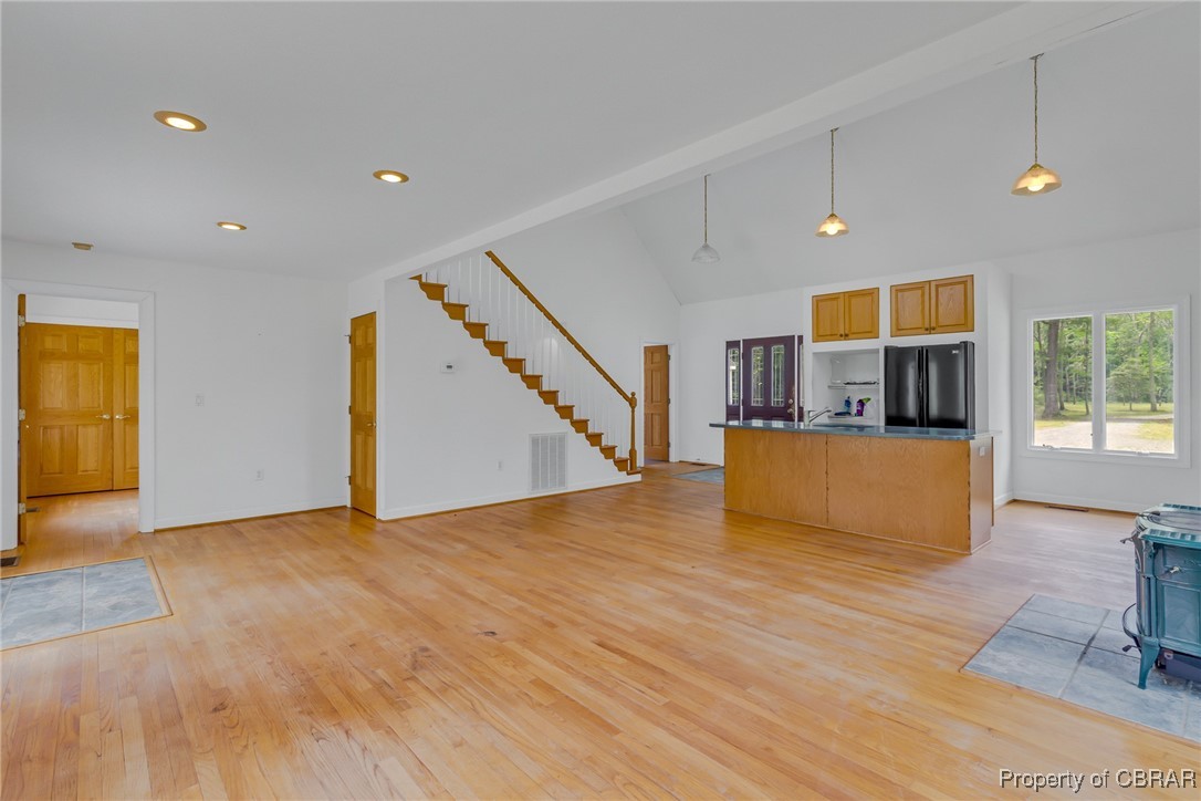 395 Scott Rd