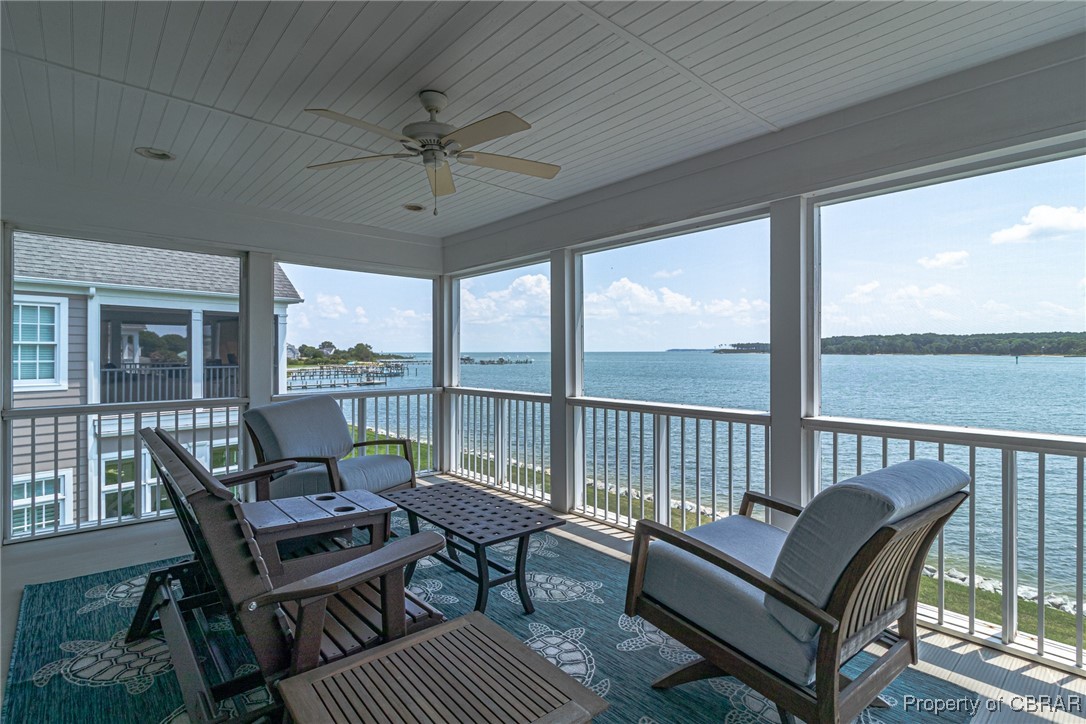 84 West Bay Dr