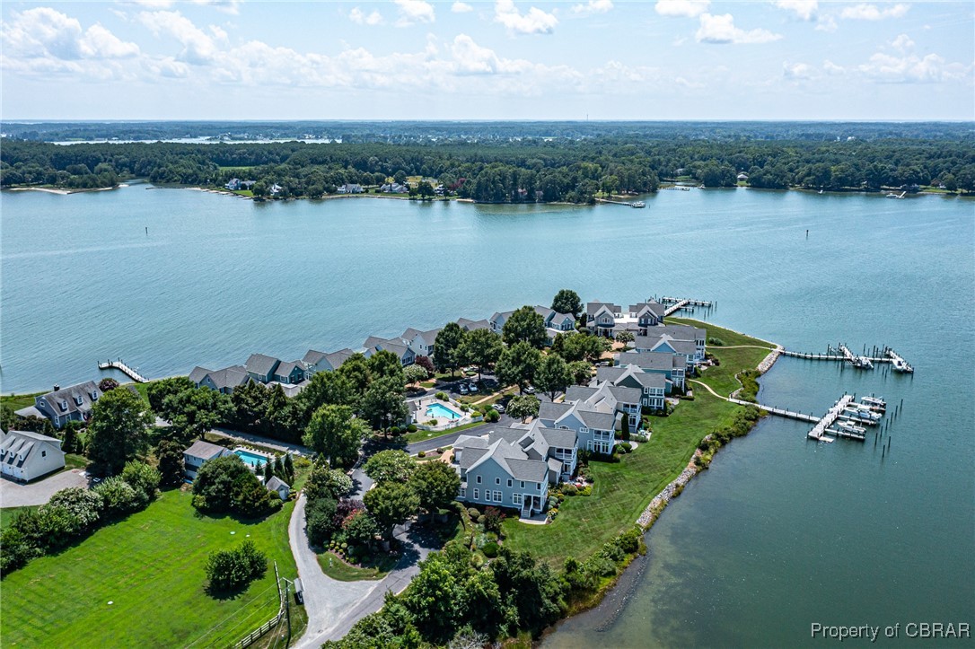 84 West Bay Dr