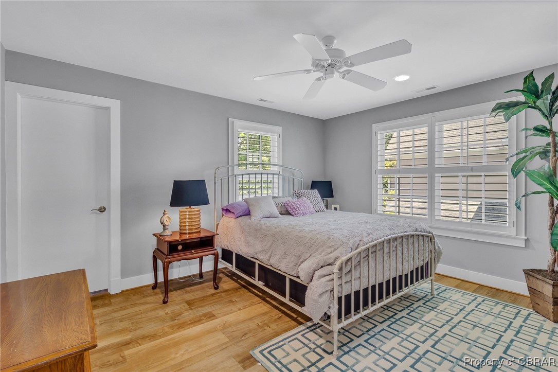 84 West Bay Dr