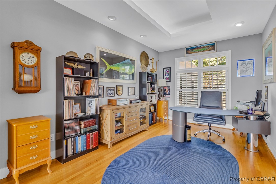 84 West Bay Dr