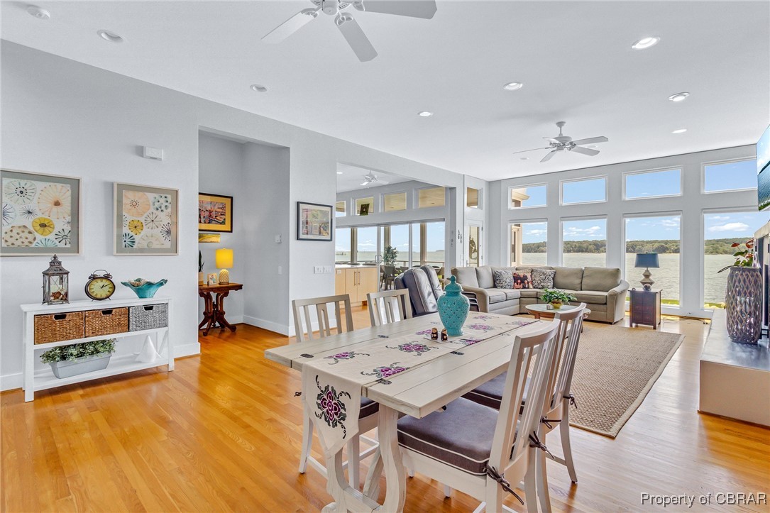84 West Bay Dr