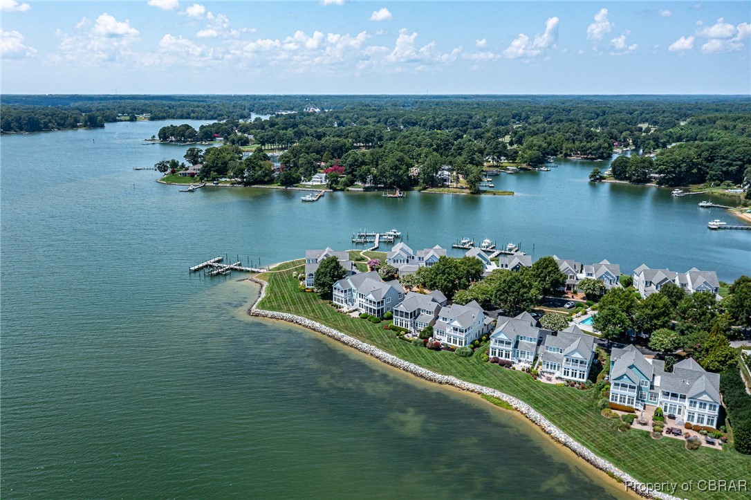 84 West Bay Dr
