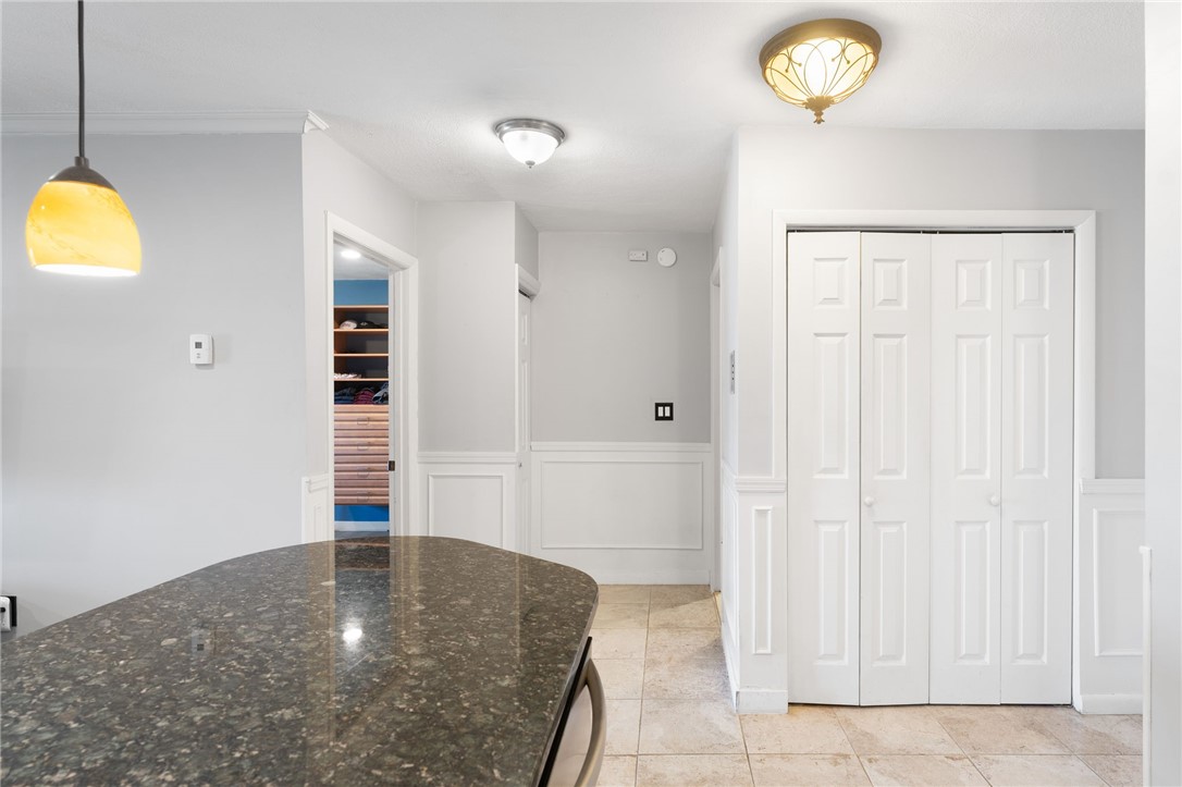 752 Quaker Lane B108