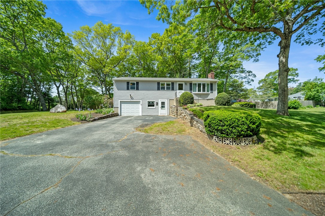 10 Meadowland Drive