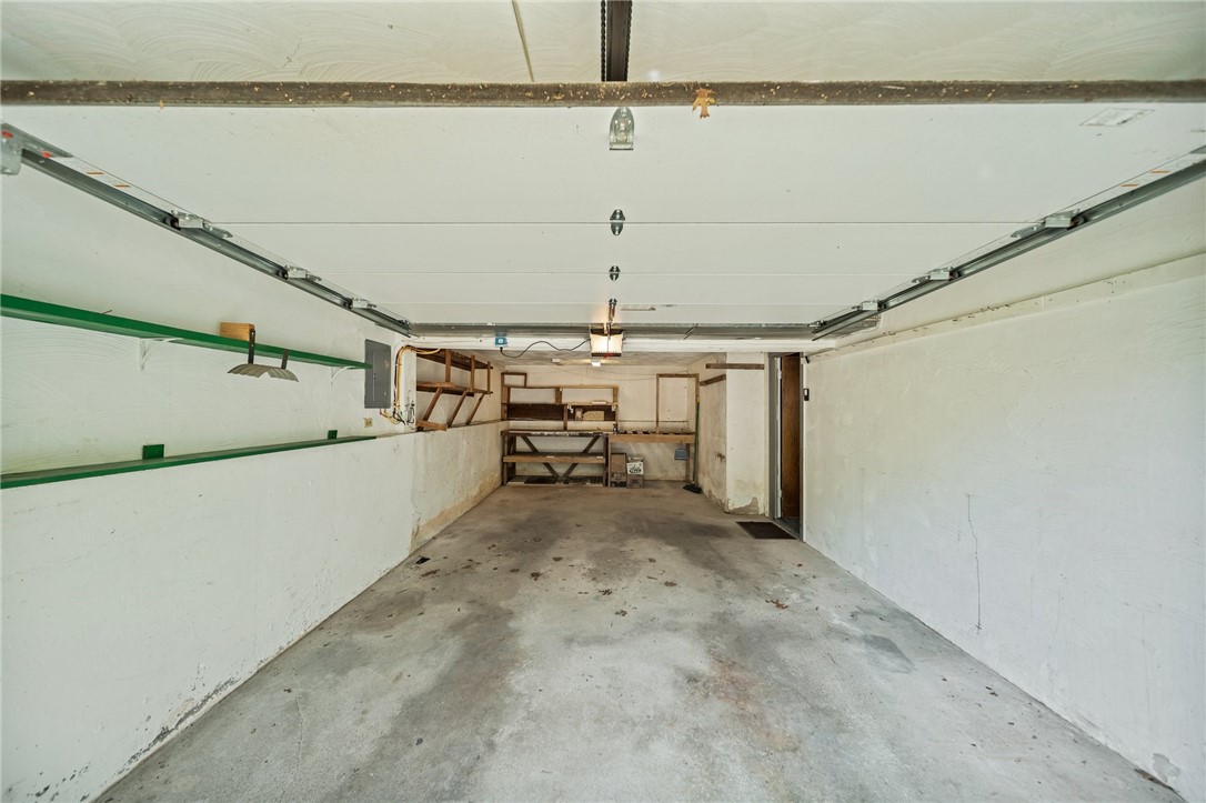 10 Meadowland Drive