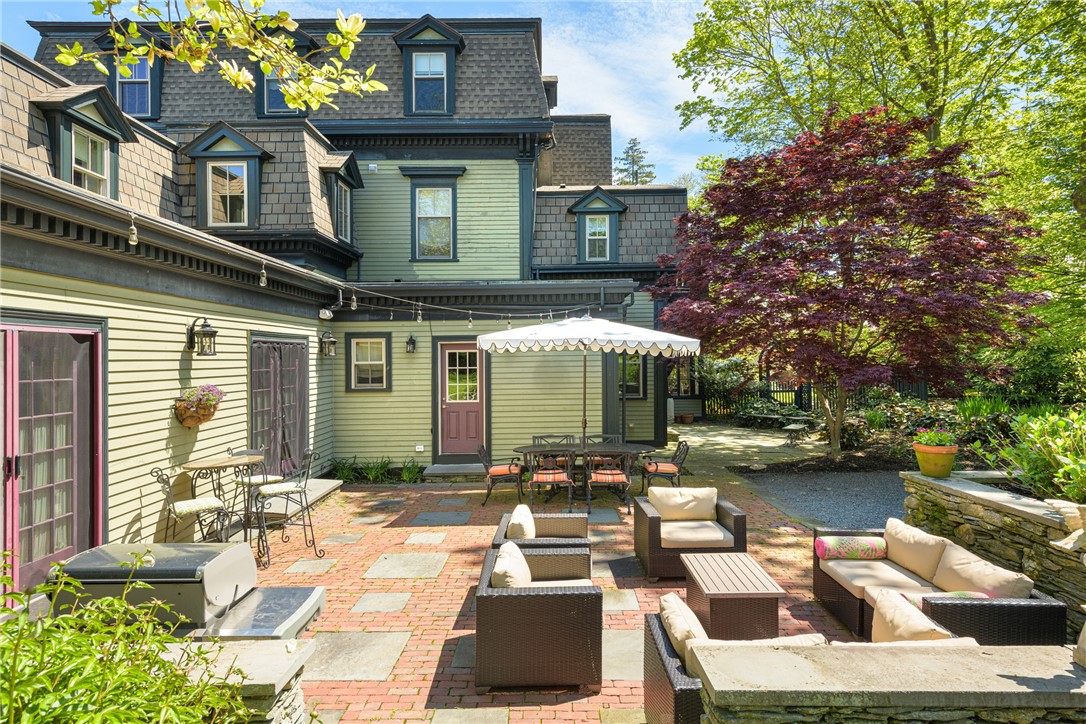 287 Gibbs Avenue