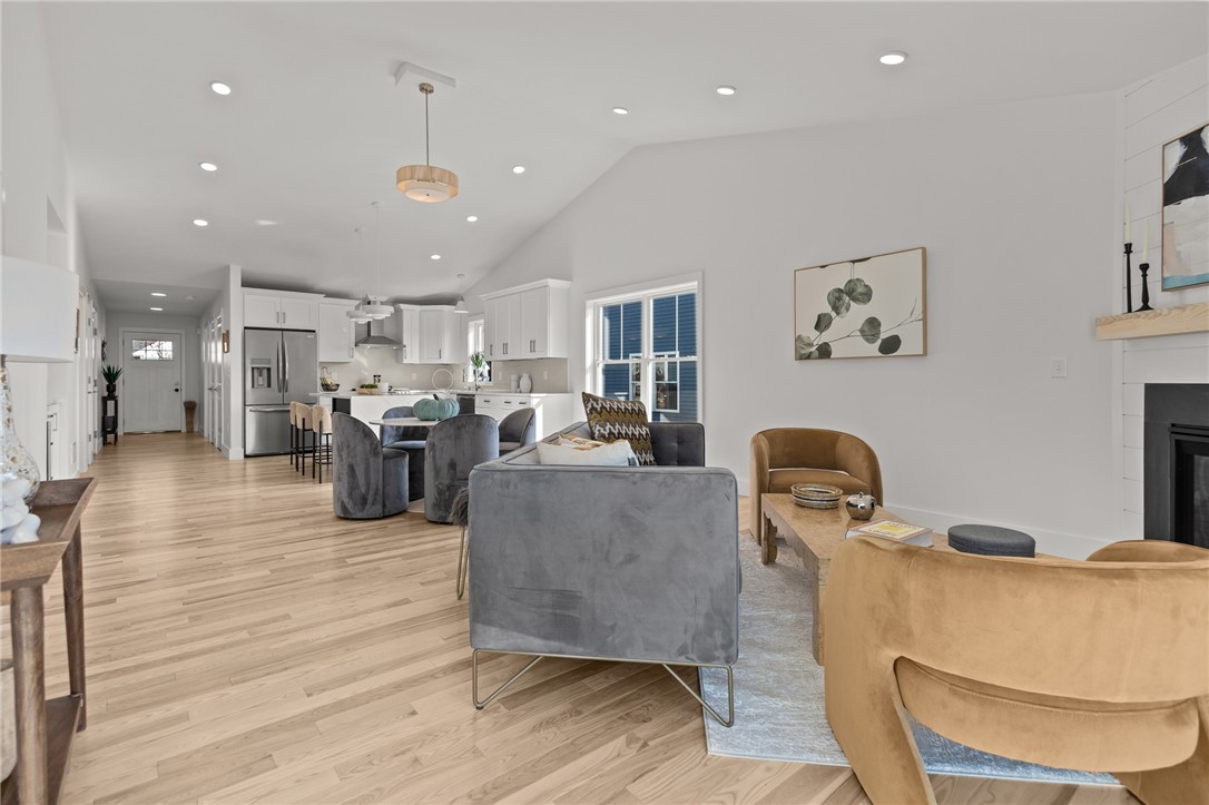 700 Sandy Lane 2