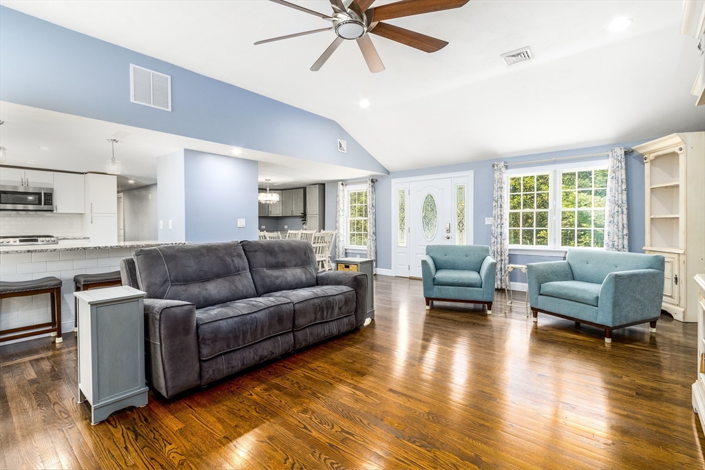 12 Ox Bow Road