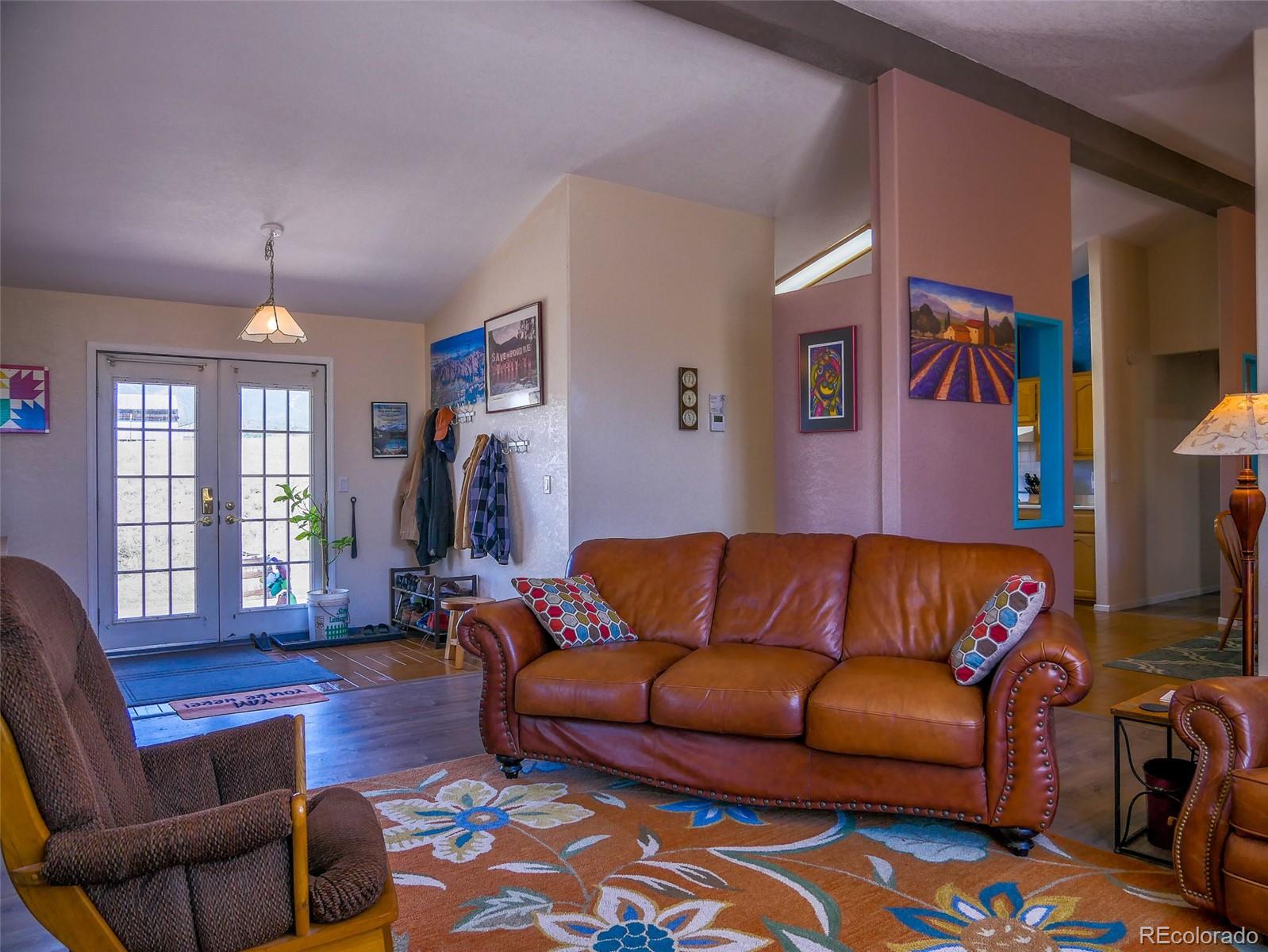 16103 US Highway 285