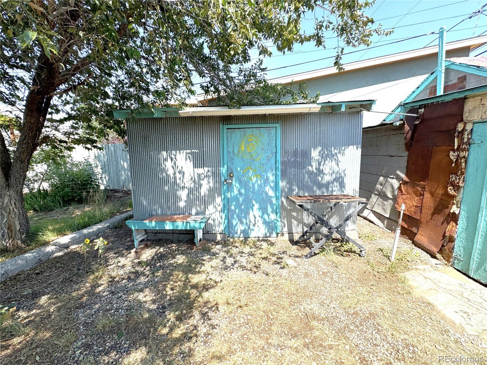 528 W 2nd Street